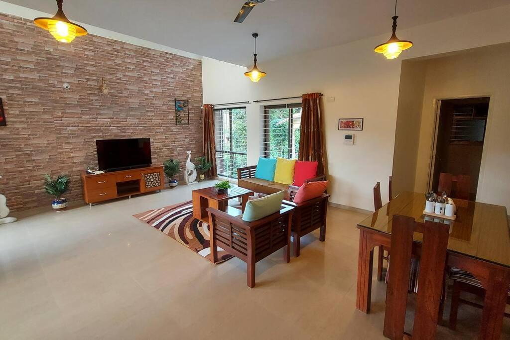 Soul Tree Deluxe Villa 106 Lavasa Buitenkant foto
